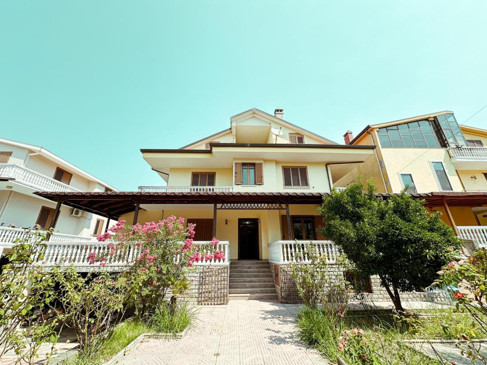 Vizion Hotel Shkodër Quarto foto
